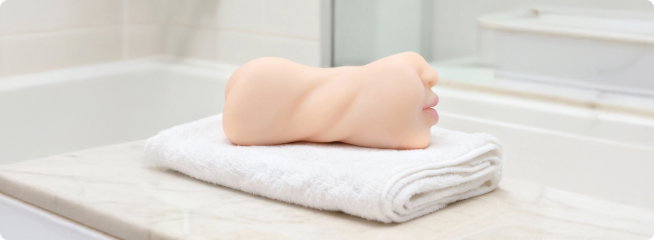 Onahole propre sur une serviette